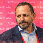 Nebius Аркадия Воложа обсуждает покупку AI21 после срыва сделки с Nvidia